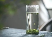 中國茶葉的三大類： 綠茶、紅茶、烏龍茶